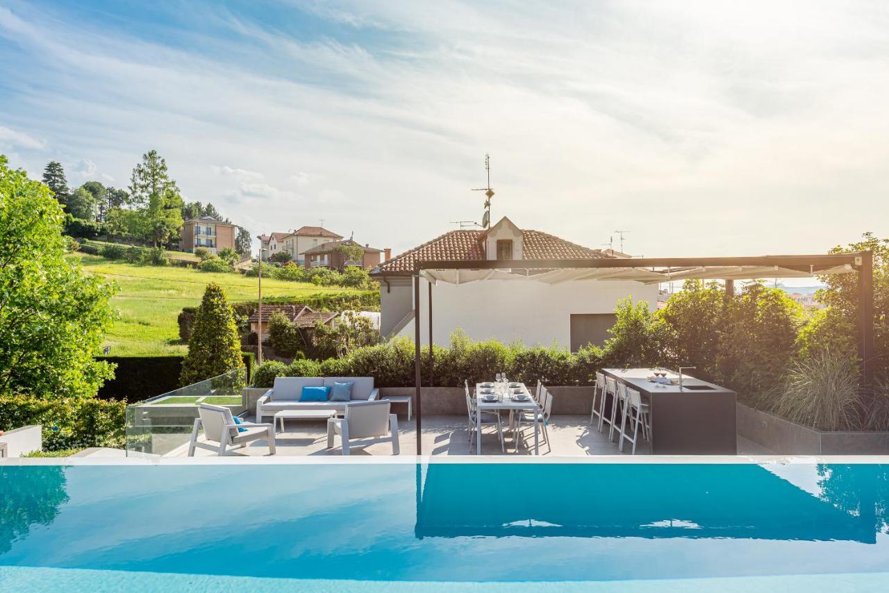 Anna, Luxury And Private Pool Alba (Piedmont)